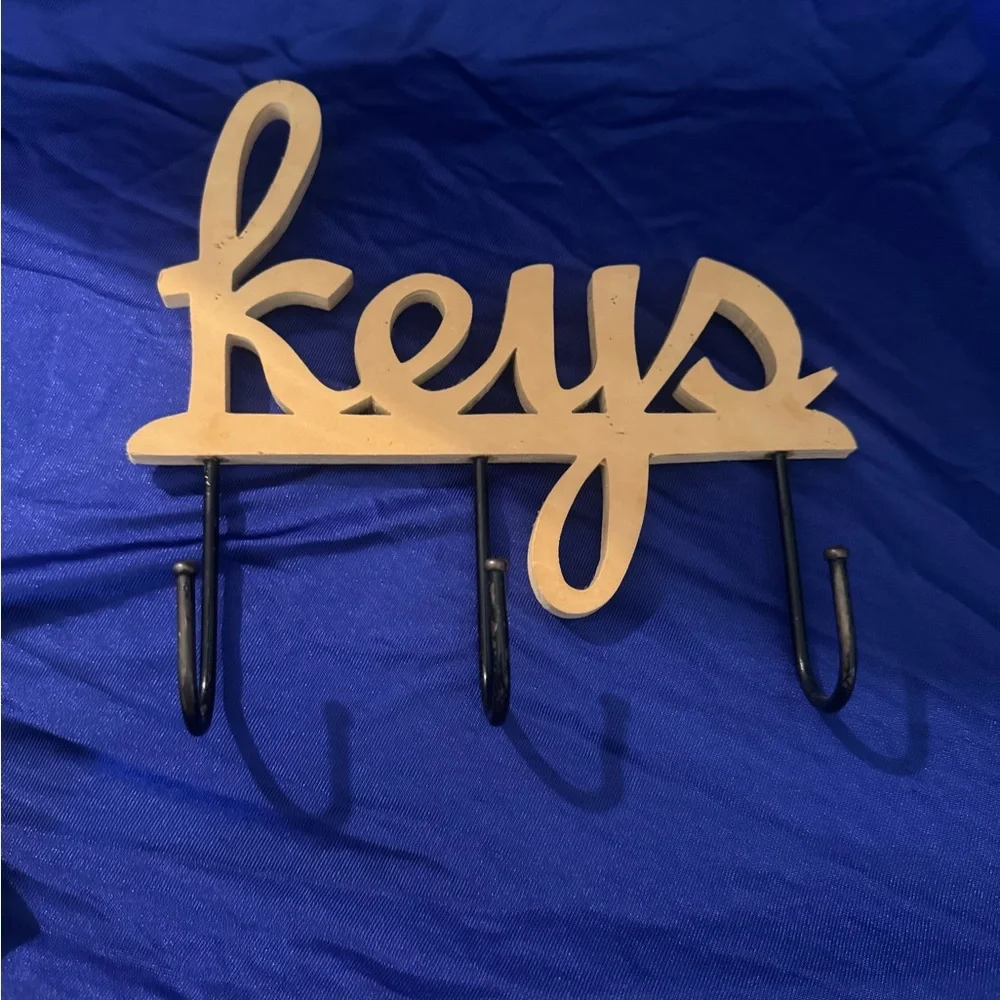Vintage Style Oak 'Keys' Wall Hook